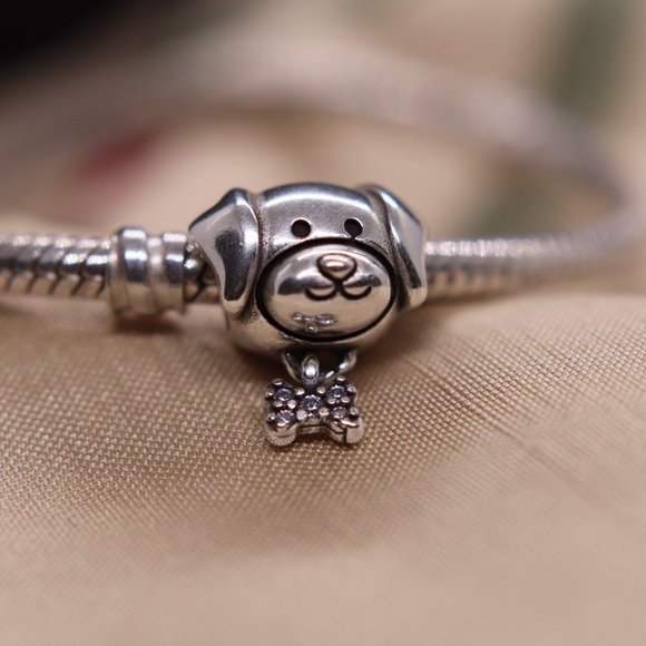 Pet Puppy Dog and Bone Bracelet Charm - S925 Sterling Silver Fits Pandora - Picture 2 of 6